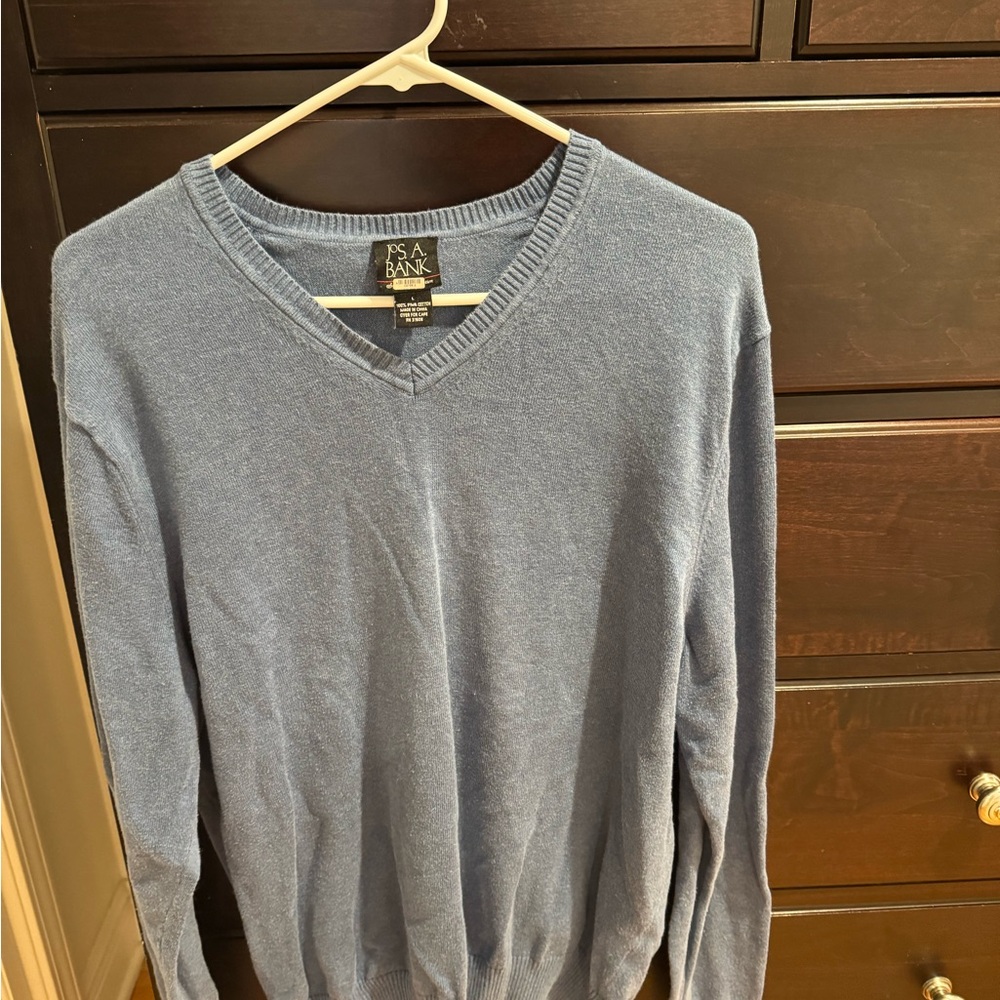 Jos. A. Bank Men's V-Neck Sweater in Soft Blue